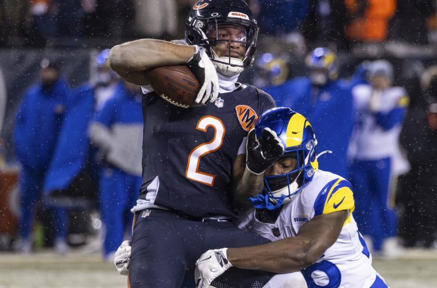  Bears finalizing WR DJ Moore trade to Bills to clear cap space — could Maxx Crosby be next?