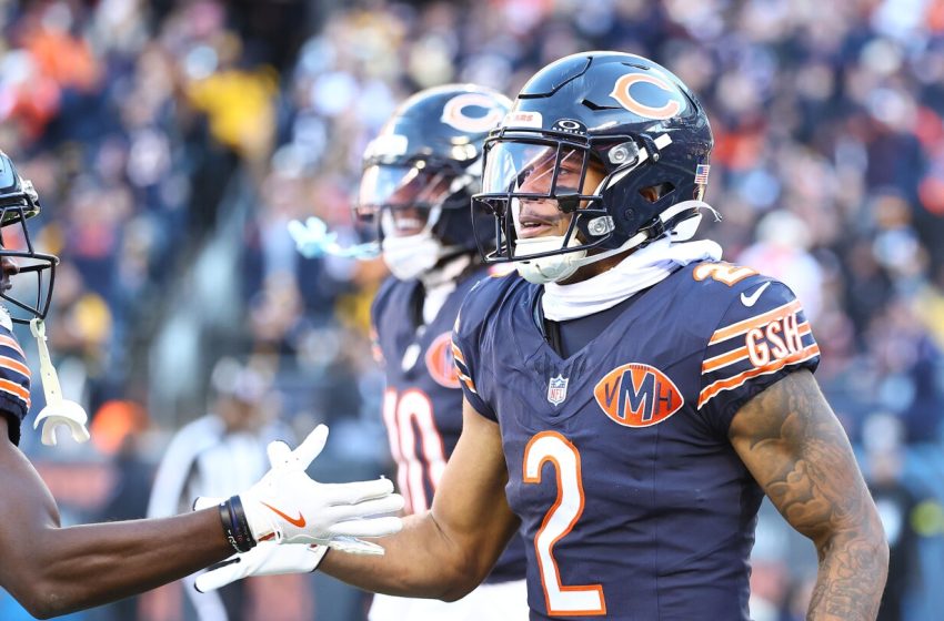  Bills restructure DJ Moore’s contract