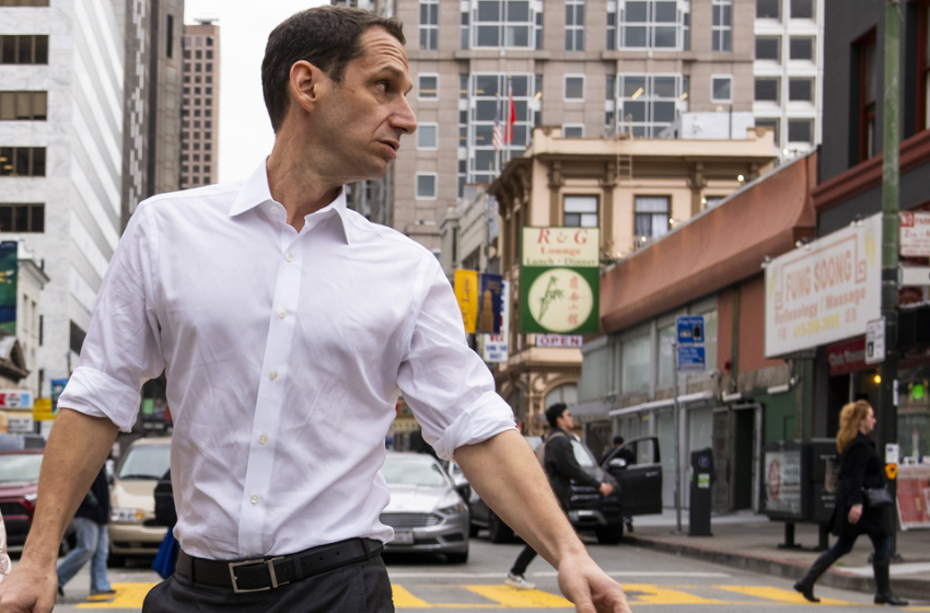  Lurie’s man-on-the-street routine meets a stark reality in the Tenderloin