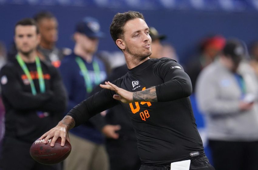  Carson Beck booed by crowd at NFL combine in wild scene