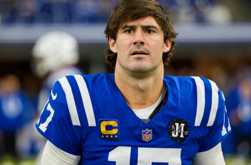  Colts are trying to sign QB Daniel Jones before Tuesday tag deadline