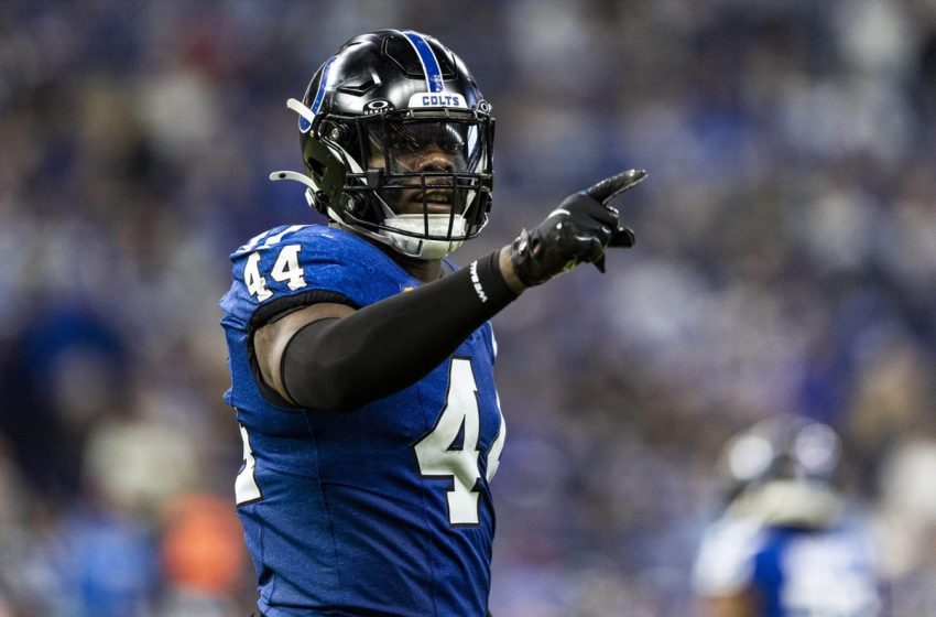  Colts trade LB Zaire Franklin to Packers for DT Colby Wooden: Sources