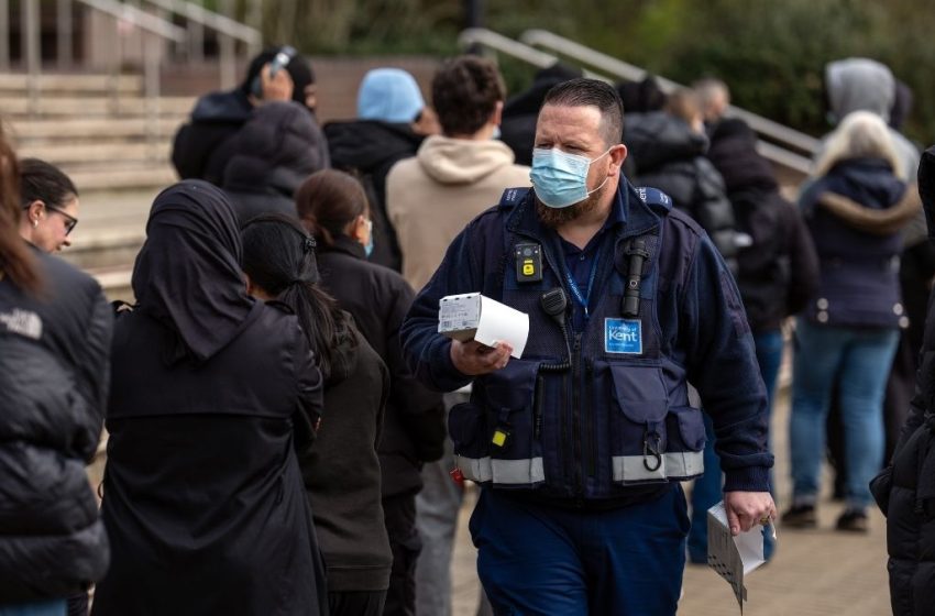  Bacterial Meningitis Survivors Face Life‑Altering Effects, Expert Says : ScienceAlert