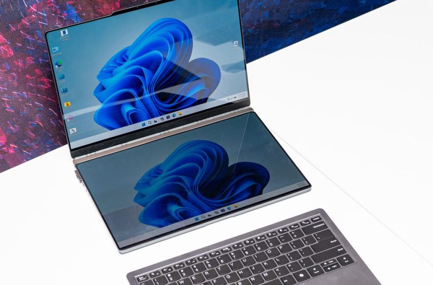  Lenovo’s Latest Wacky Concepts Include a Laptop With a Built-in Portable Monitor