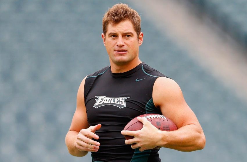  Ex-wife of Eagles star Brent Celek goes public with Hollis Thomas