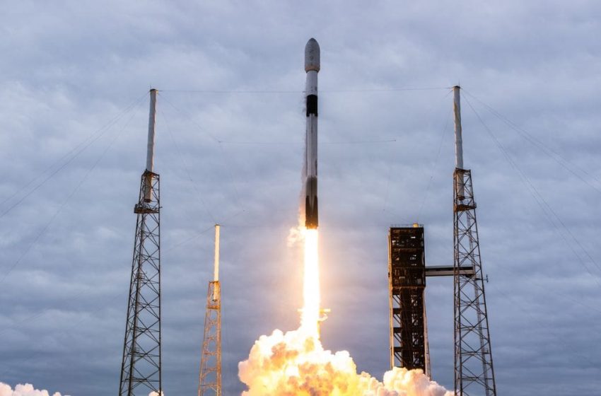  Expect Sonic Booms As SpaceX Prepares To Launch 25 Starlink Satellites From Vandenberg This Week