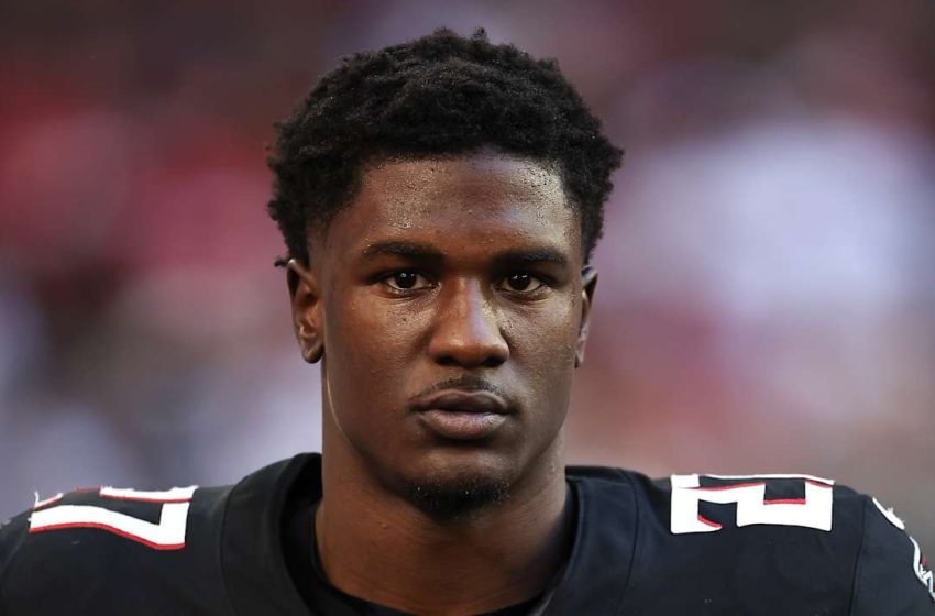  Falcons DE James Pearce Jr. charged with three felonies, one misdemeanor 