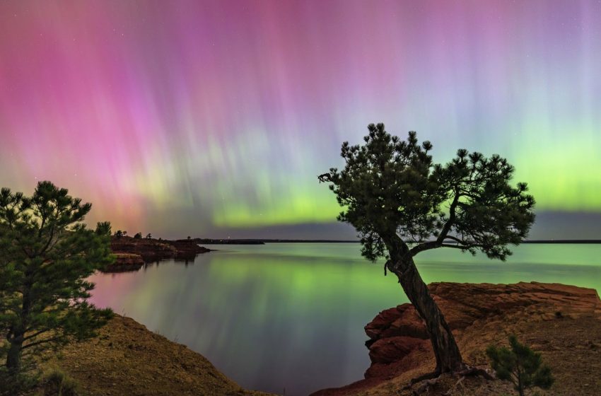 Powerful geomagnetic storm could spark northern lights as far south as Illinois March 18-19