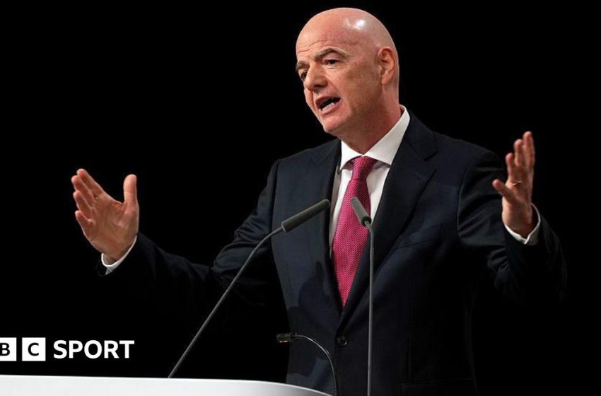  Footballers covering their mouths should be sent off – Gianni Infantino