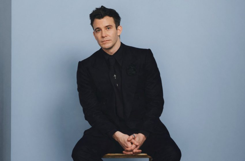  Luke Thompson Spills All on ‘Bridgerton,’ Benedict and Season 4