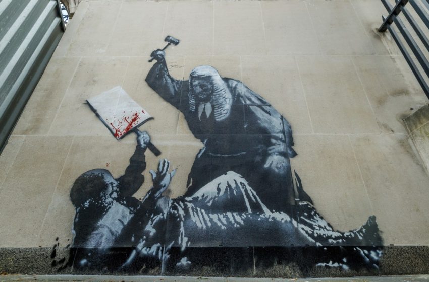  Banksy Unmasked? Investigation Claims to Reveal Artist’s True Identity