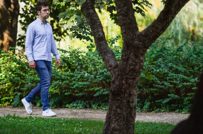  Orbán’s spies were hunting me, says Hungarian journalist accused of espionage – POLITICO