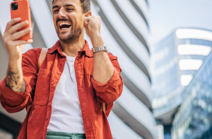  Covid gave us hybrid work. The Iran War might give us a four-day week—and experts say it could stick