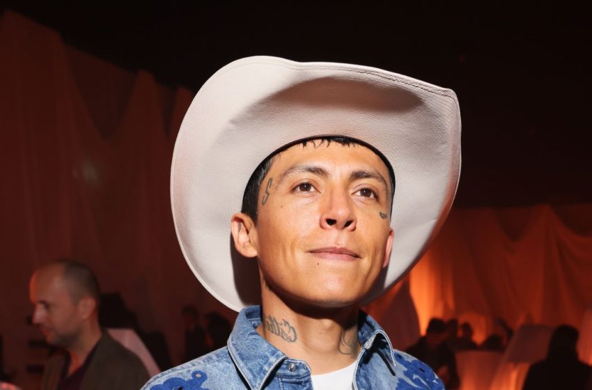  Chuquimamani-Condori Confirms New Los Thuthanaka Music, Shares Unreleased Songs