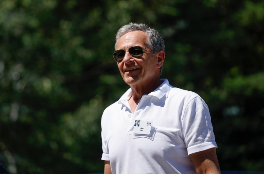  Bob Iger’s Next Moves Amid Disney CEO Transition