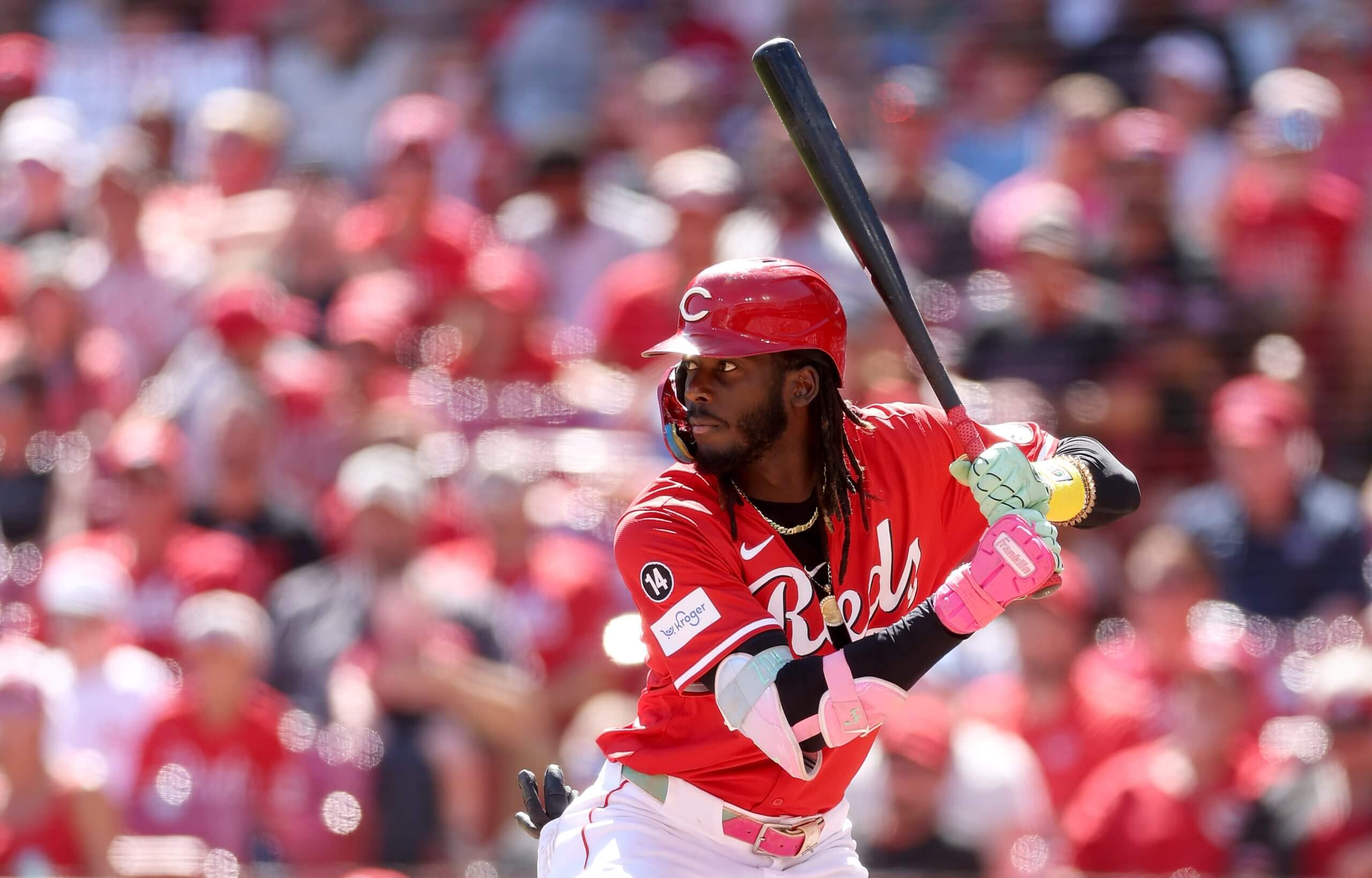 Elly De La Cruz #44 of the Cincinnati Reds bats during the game against the Toronto Blue Jays at Great American Ball Park on September 01, 2025 in Cincinnati, Ohio. 