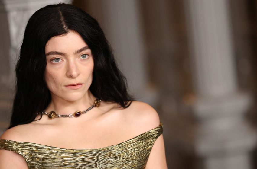  Lorde Leaves Universal Music Group