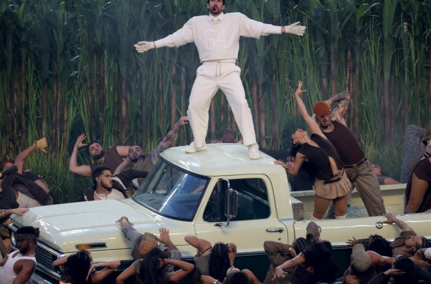  Bad Bunny’s Super Bowl Halftime Show Sets Global Viewership Record