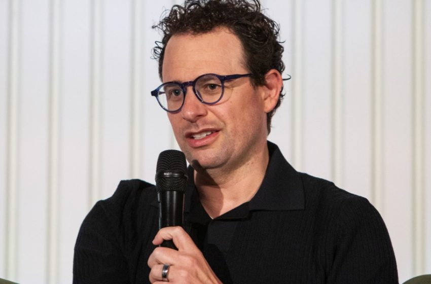  Exclusive: Anthropic ‘Mythos’ AI model representing ‘step change’ in power revealed in data leak