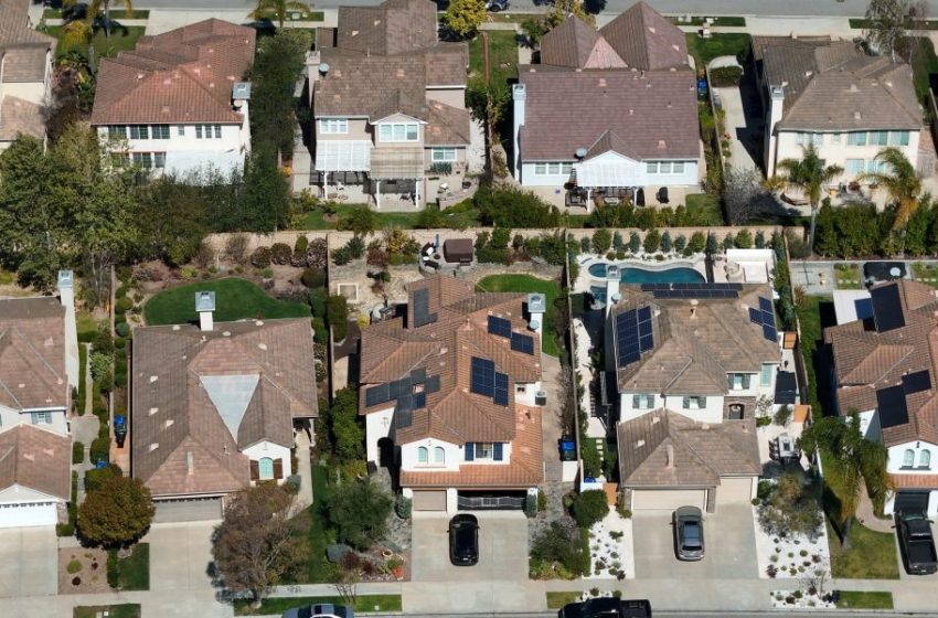  Gen Z can’t afford a house. Some parents are choosing to fund down payments over college funds