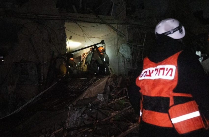  Tehran strikes near Israeli nuclear center as Trump threatens attacks on Iranian power plants – POLITICO