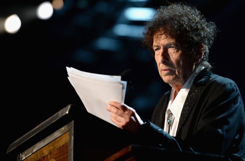  Bob Dylan Launched a Patreon for Some Reason