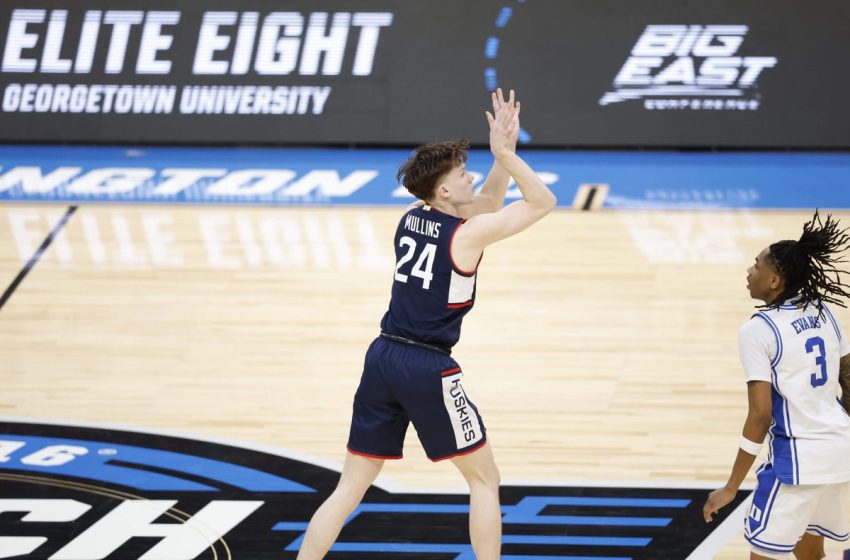  Grant Hill on calling Braylon Mullins’ shot, Duke’s ‘meltdown’: ‘The new Laettner moment’