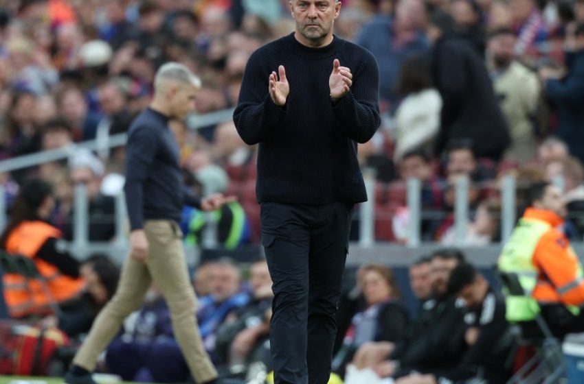  Hansi Flick goes crazy for Joao Cancelo after Barcelona beat Rayo