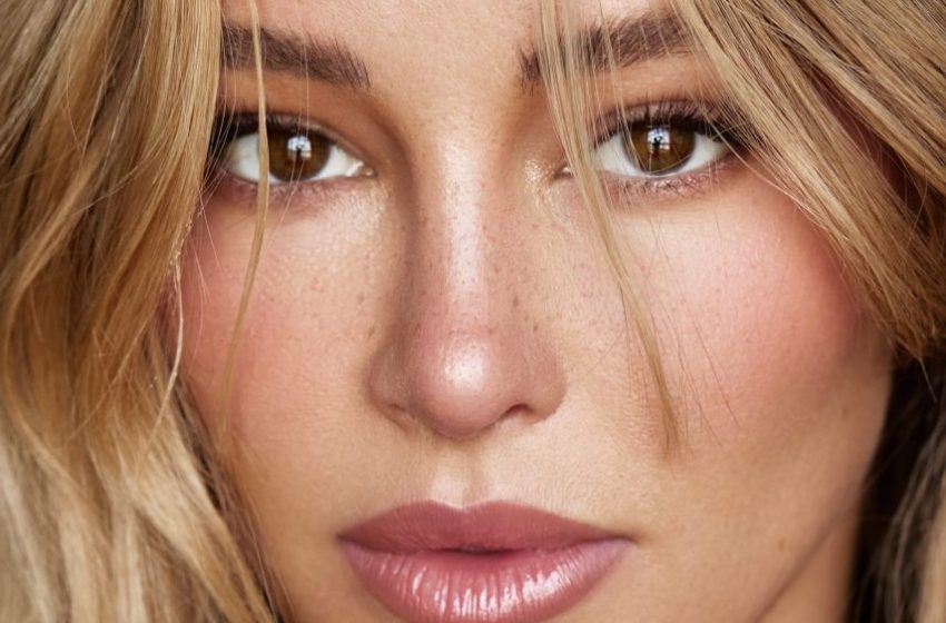  ‘Yellowstone’ Star Hassie Harrison Joins ‘Baywatch’ Reboot Cast