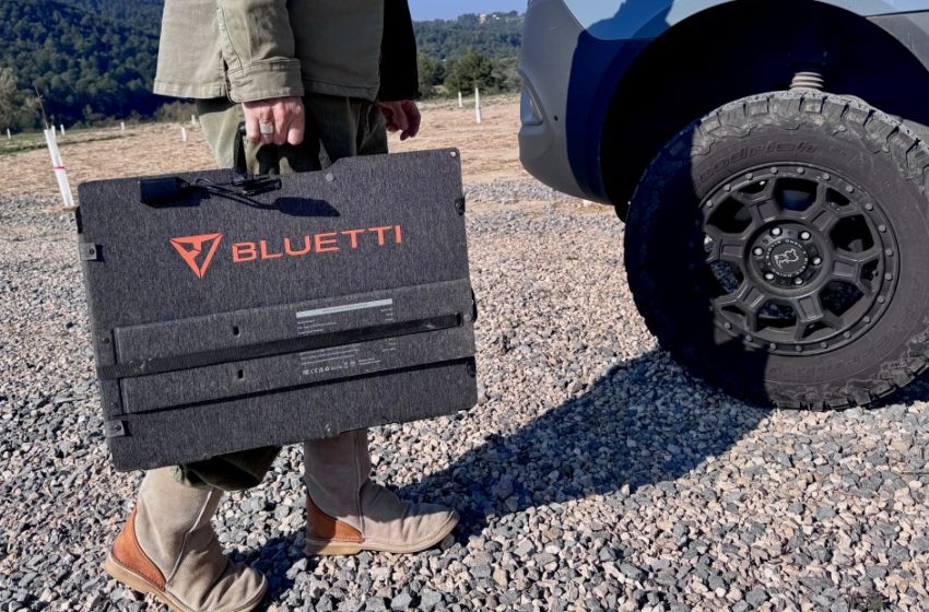  Bluetti’s Sora 500 solar panel is incredibly powerful for its size