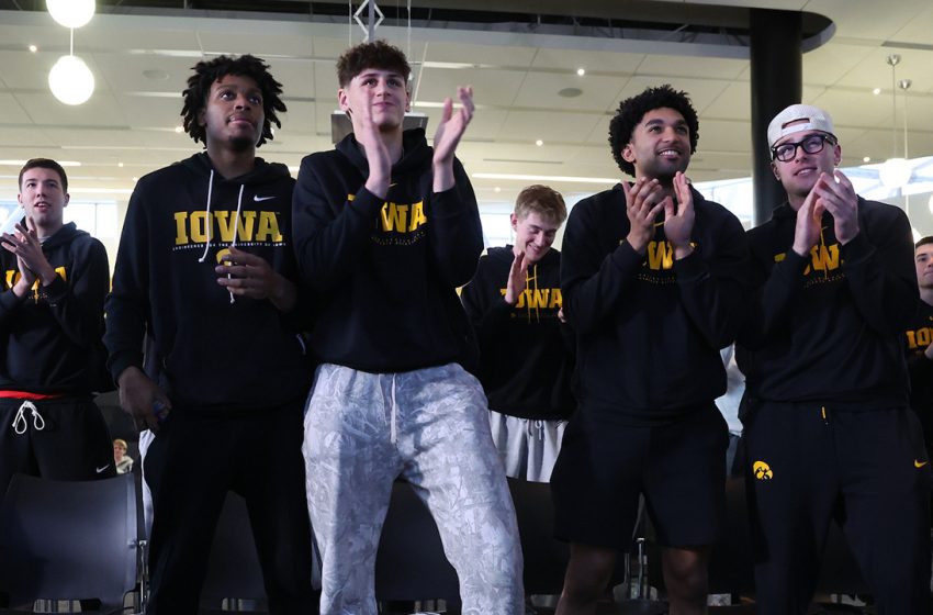  Iowa to Face Clemson in First Round of NCAA Tournament – Iowa Hawkeyes Athletics