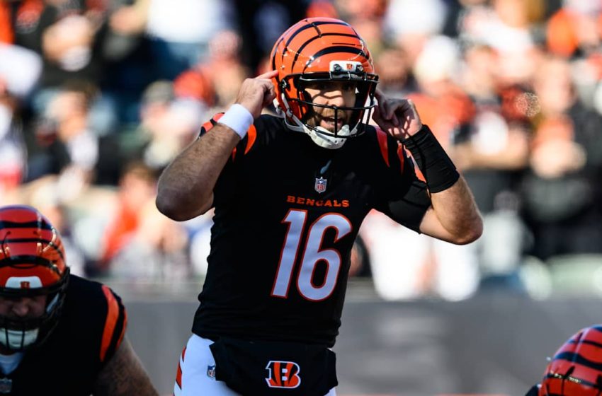 Joe Flacco Re-Signs with Bengals for 19th NFL Season