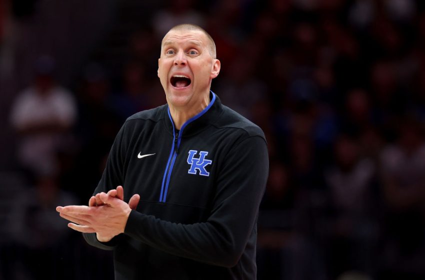  Kentucky Fans Are Down Bad After Disappointing Regular Season Comes To An End