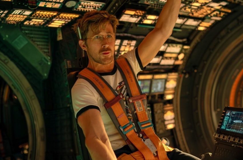  Ryan Gosling in Derivative Space Adventure