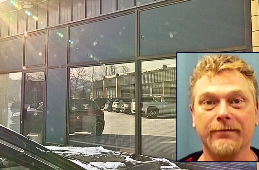  Stand-up comedian recently diagnosed with terminal cancer travels thousands of miles to try to kill ex-wife as his last dying act, murders her father too