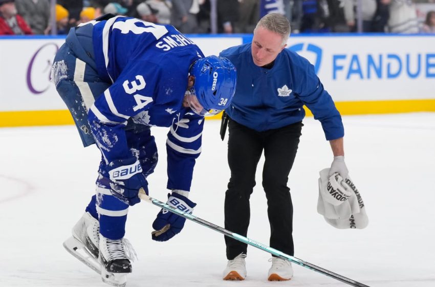  Matthews out for season for Maple Leafs with grade 3 MCL tear