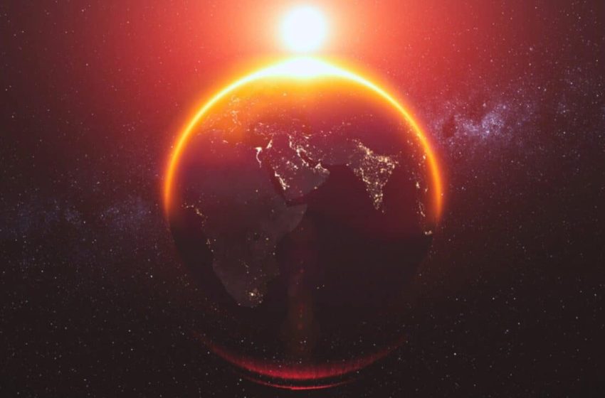  Climate Change Is Slowing Earth’s Rotation, and the Fallout Hits Our Devices