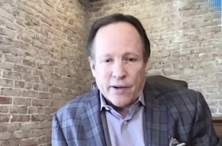  Mentor of Charlie Kirk Dies After Pickleball Fall