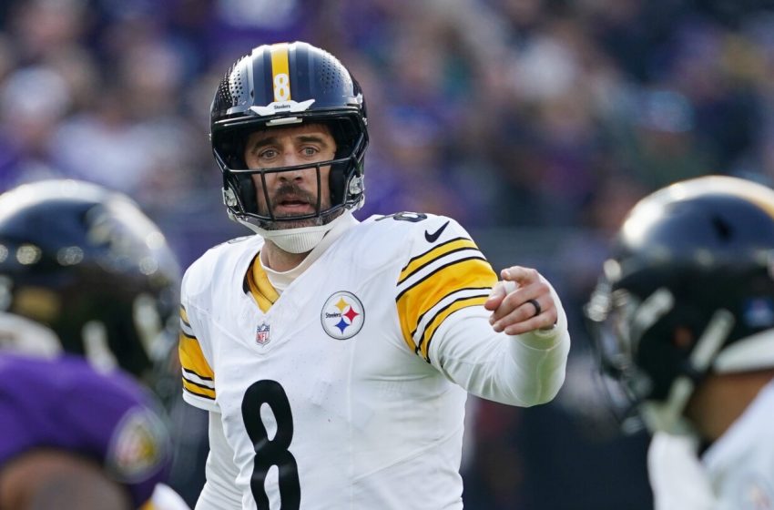  Mike McCarthy “confident” Aaron Rodgers will play another season