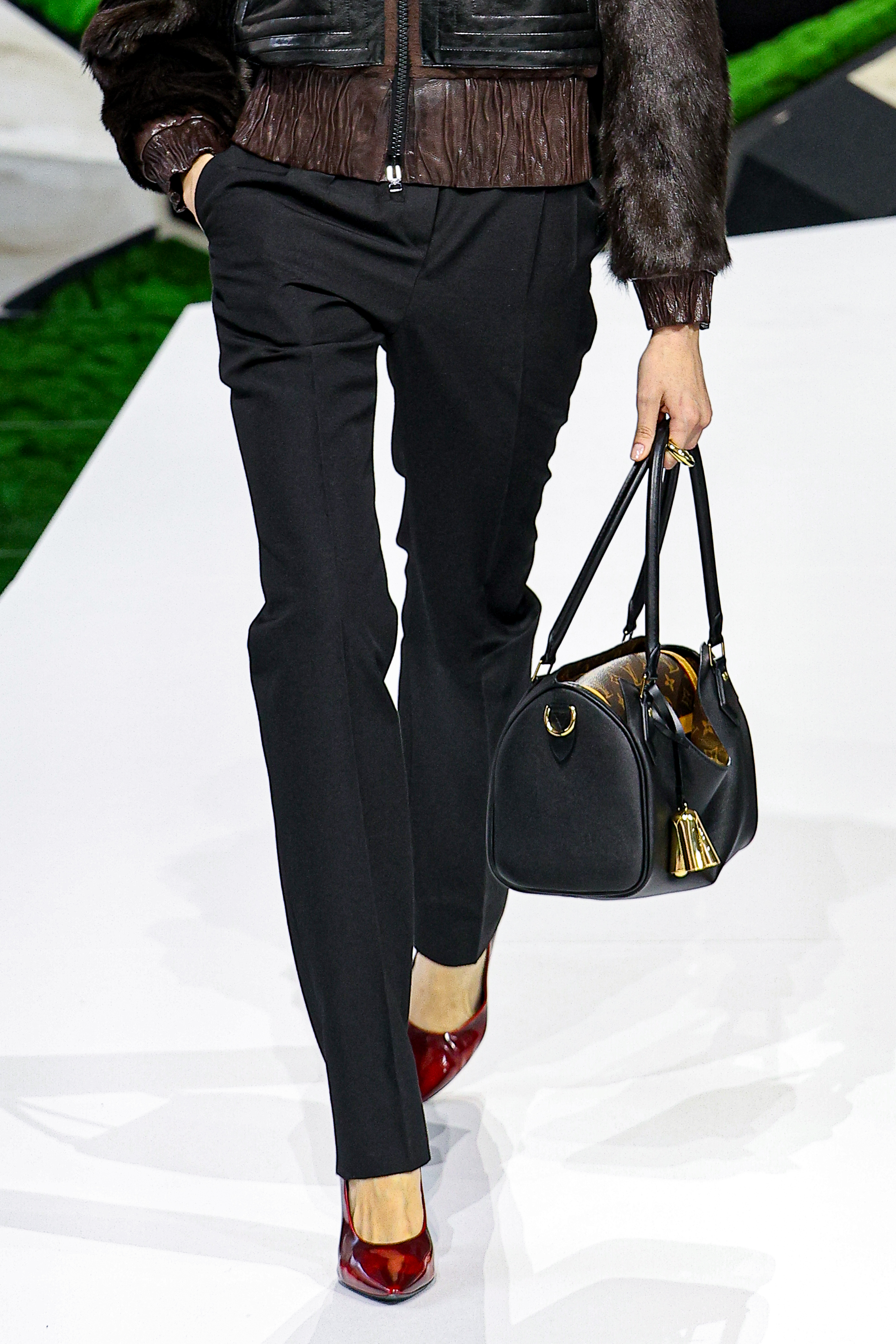 louis vuitton modern pump shoe trend walking the runway