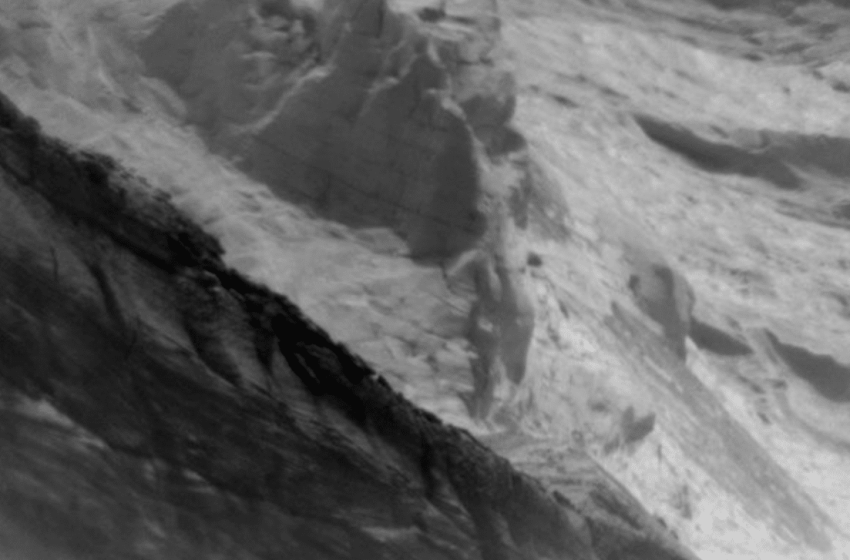  NASA’s Curiosity Rover Lands in Untouched Mars Terrain, Revealing Never-Before-Seen Geological Wonders