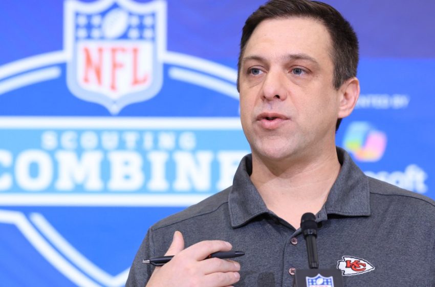  NY Giants 6-round mock draft: Trade down yields stunning result for New York