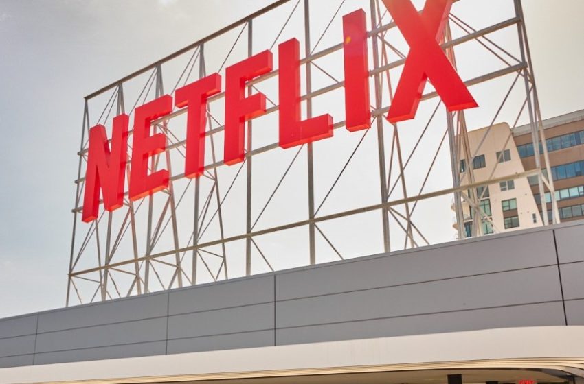  Netflix, After Walking Away From Warner Bros. Deal, Will ‘Move Forward’ With ‘$2.8 Billion in Our Pocket That We Didn’t Have a Few Weeks Ago,’ CFO Says