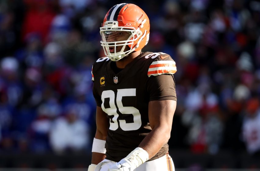  New Myles Garrett Trade Landing Spots as Reworked Browns Contract Fuels Speculation