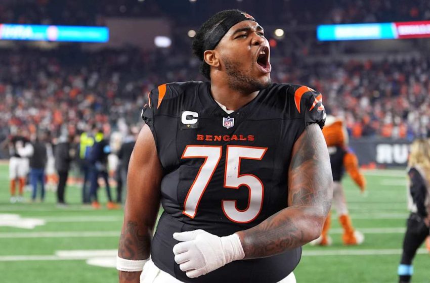  Orlando Brown Jr. Signs Two-Year Extension in ‘Dream Scenario’