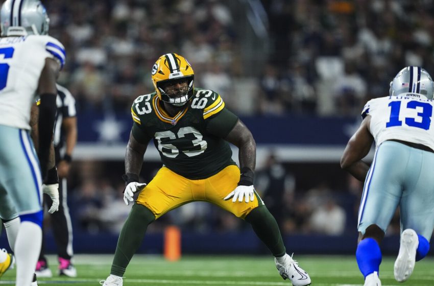  Panthers, OT Rasheed Walker agree to one-year deal