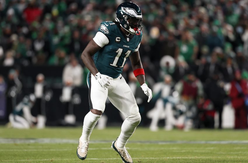  Patriots Reportedly ‘In’ on Star WRs amid A.J. Brown, Alec Pierce Rumors After Stefon Diggs Release