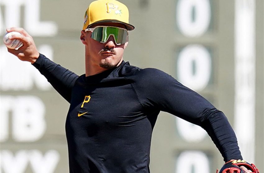  Pirates reassign Konnor Griffin to minor league camp; option Jhostynxon Garcia and Tyler Callihan