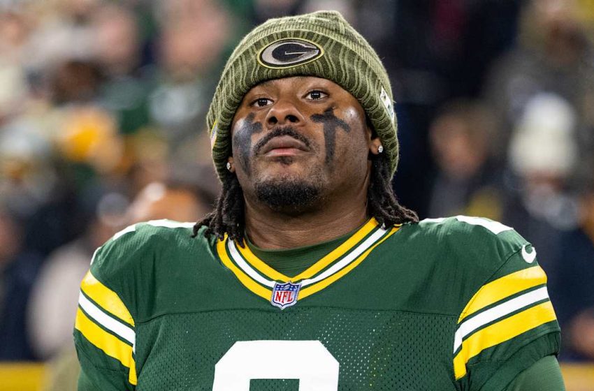  QB Malik Willis, Dolphins agree to three-year, $67.5M contract