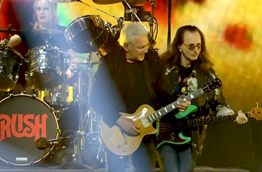  RUSH Surprise Juno Awards with First Performance in 11 Years